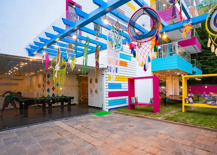 Gostops Goa, BagaHostel